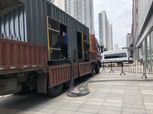 都匀冷却液不足的情况下如何检查柴油发电机组？